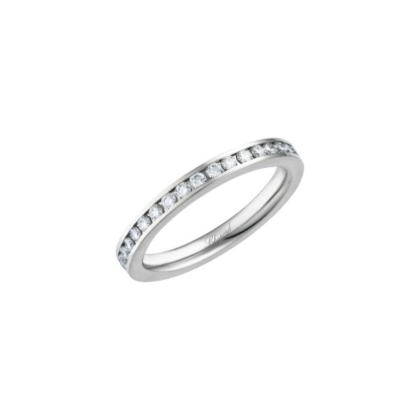 Timeless Wedding Band Ring